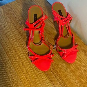 Ann Taylor Heals - Neon Pink